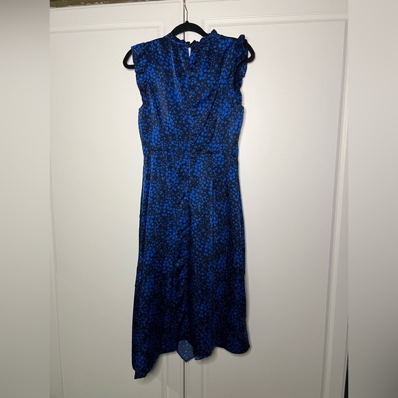 AQUA Flutter Sleeve Asymmetrical Dress - Picture 10 of 13